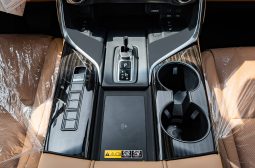 
2026 Lexus LX700h Signature 3.5L AT Hybrid (White-Tan) 7 Seats full									