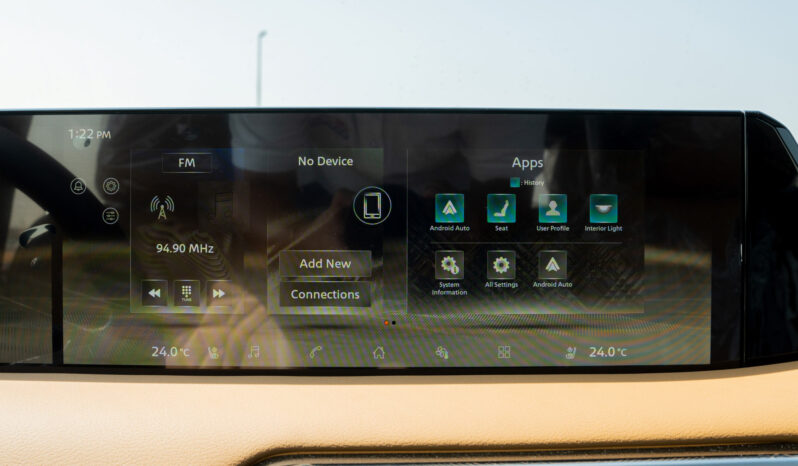 
2026 Nissan Patrol SE Platinum 3.8L AT Petrol Silver-Tan Blackroof full									