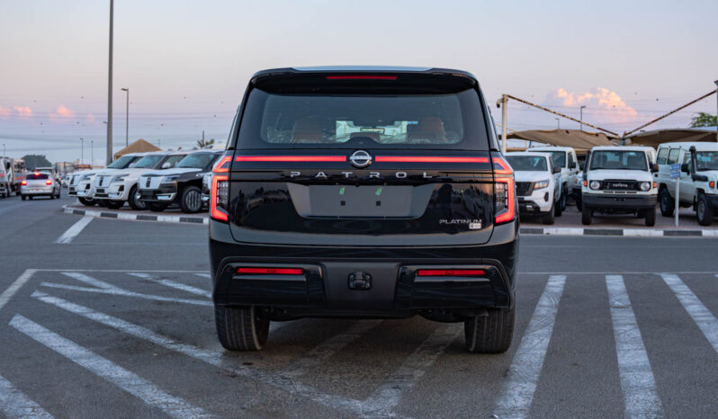 
2026 Nissan Patrol LE Platinum 3.5L AT Petrol (Black-Red) full									