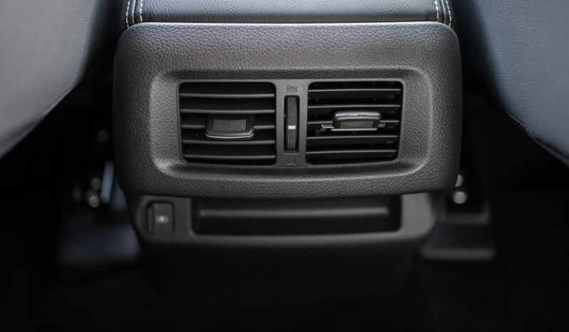 
2025 Nissan Navara Pro-4X 2.5L AT Diesel (Drak Gray) full									