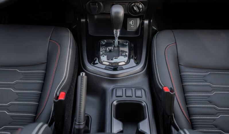 
2025 Nissan Navara Pro-4X 2.5L AT Diesel (Drak Gray) full									