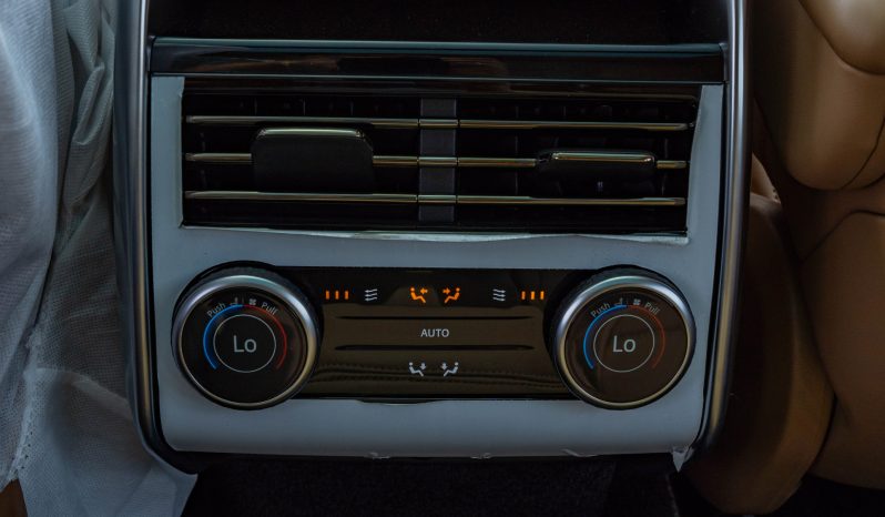 
2025 Land Rover Range Rover P400 Autobiography full									