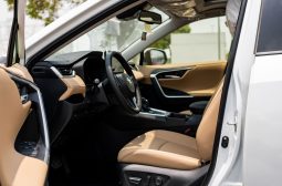 
2025 Toyota Rav4 Limited 2.5L AT Hybrid (White) full									