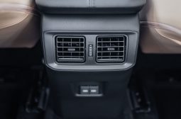 
2025 Toyota Rav4 Limited 2.5L AT Hybrid (White) full									