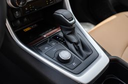 
2025 Toyota Rav4 Limited 2.5L AT Hybrid (White) full									