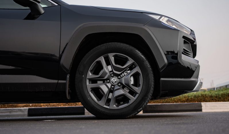 
2025 Toyota Rav4 Adventure 2.5L AT Petrol (Black) full									