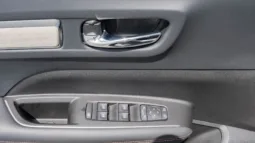 
2025 Renault Koleos LE 2.5L AT Petrol (White) full									