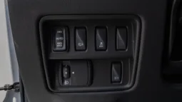 
2025 Renault Koleos LE 2.5L AT Petrol (White) full									