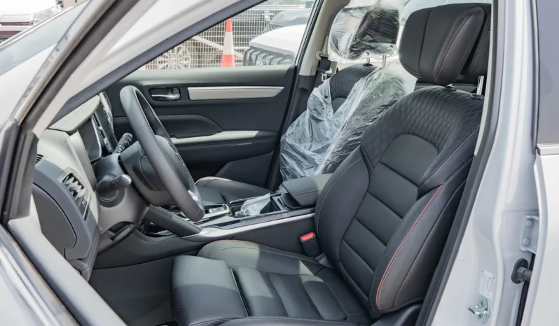 
2025 Renault Koleos LE 2.5L AT Petrol (White) full									