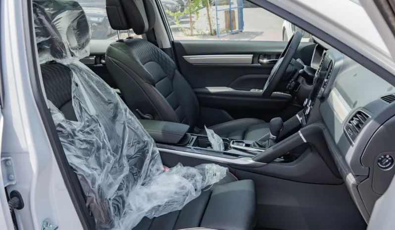 
2025 Renault Koleos LE 2.5L AT Petrol (White) full									