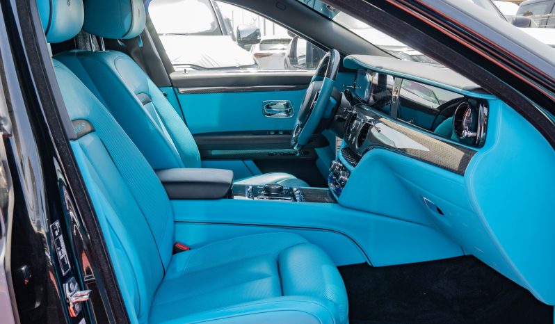 
2025 Rolls-Royce Ghost Sedan ( Mansory Original ) full									