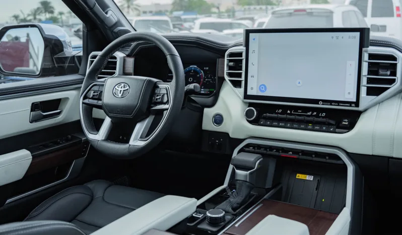 
								2025 Toyota Sequoia Capstone 3.5L AT Hybrid full									
