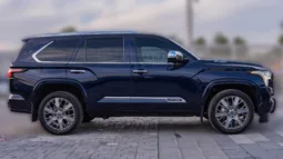 
										2025 Toyota Sequoia Capstone 3.5L AT Hybrid full									