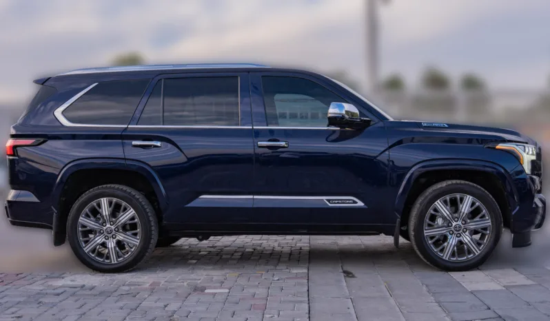 
								2025 Toyota Sequoia Capstone 3.5L AT Hybrid full									