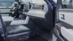 
										2025 Toyota Sequoia Capstone 3.5L AT Hybrid full									