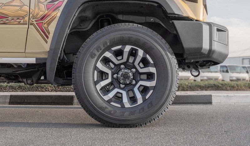 
2026 Toyota Land Cruiser LC79 2.8L SC AT Diesel (Beige) full									