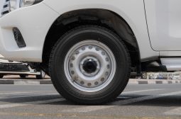 
										2025 Toyota Hilux DLX 2.7L AT Petrol (White) full									