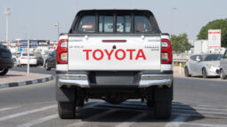 
										2025 Toyota Hilux SGLX 2.7L Petrol MT with Ventilated Seat full									