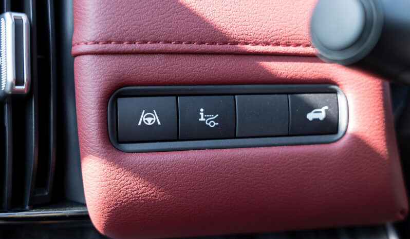 
								2026 Nissan Patrol SE Platinum 3.8L AT Petrol (Green-Red) full									