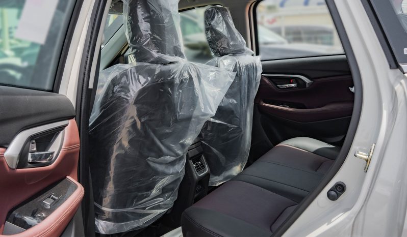 
2025 Toyota Urban Cruiser GLX 1.5L AT Petrol (White) full									
