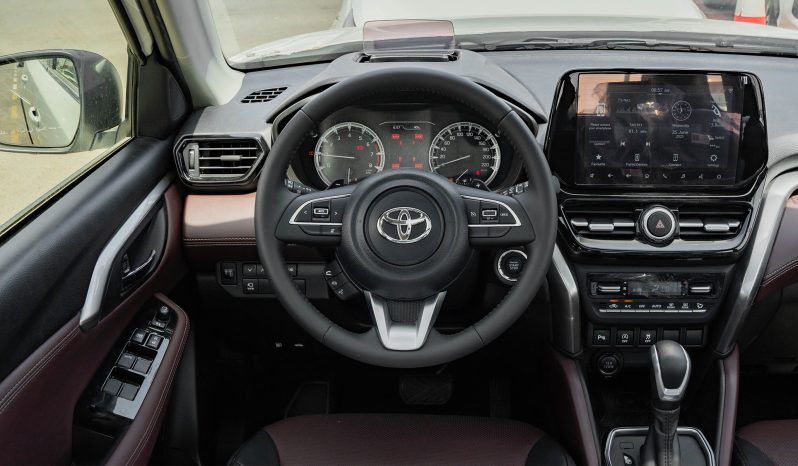 
2025 Toyota Urban Cruiser GLX 1.5L AT Petrol (White) full									