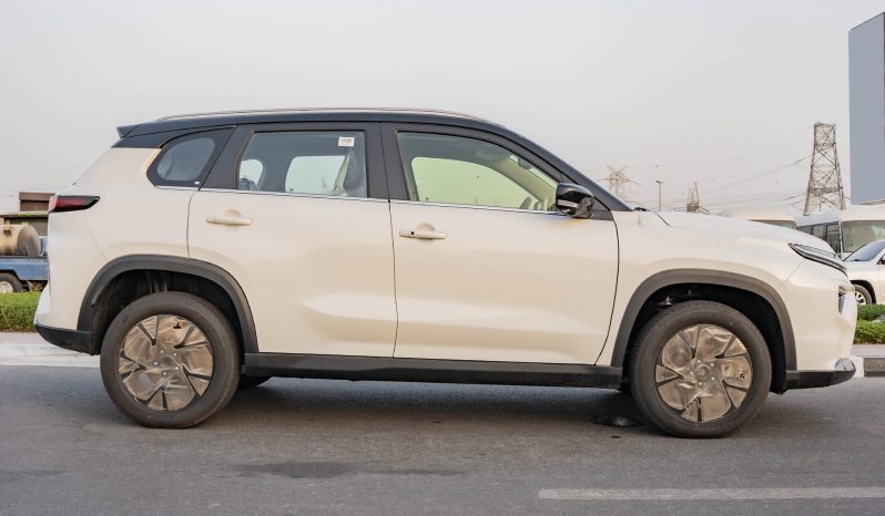 
2025 Toyota Urban Cruiser GLX 1.5L AT Petrol (White) full									