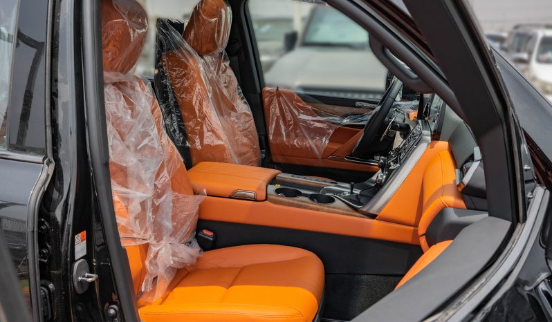 
2026 Lexus LX600 VIP Black Edition 3.5L AT Petrol full									