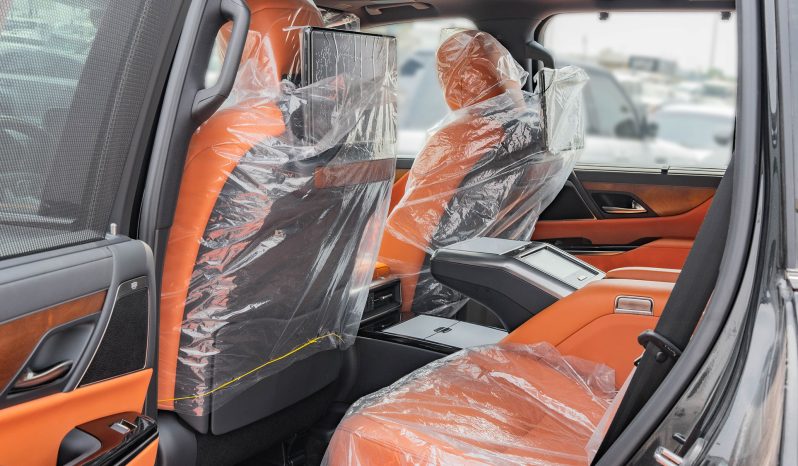 
2026 Lexus LX600 VIP Black Edition 3.5L AT Petrol full									