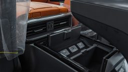 
2026 Lexus LX600 VIP Black Edition 3.5L AT Petrol full									