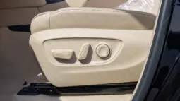 
2026 Toyota Land Cruiser 300 VXR 3.5L Twin Turbo AT Petrol full									