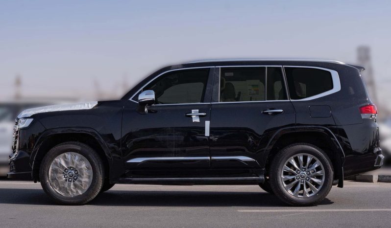 
								2026 Toyota Land Cruiser VXR V6 3.5L Twin Turbo STD AT Petrol full									