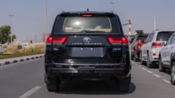 
2026 Toyota Land Cruiser 300 VXR 3.5L Twin Turbo AT Petrol full									