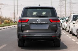 
2026 Toyota Land Cruiser VXR 3.5L Twin Turbo AT Petrol (Gray) full									