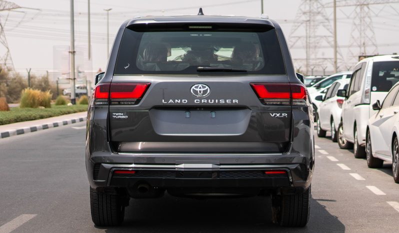 
2026 Toyota Land Cruiser VXR 3.5L Twin Turbo AT Petrol (Gray) full									