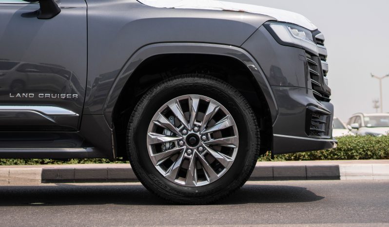 
2026 Toyota Land Cruiser VXR 3.5L Twin Turbo AT Petrol (Gray) full									