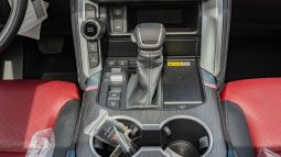 
2026 Toyota Land Cruiser VXR 3.5L Twin Turbo AT Petrol (Silver) full									