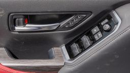 
2026 Toyota Land Cruiser VXR 3.5L Twin Turbo AT Petrol (Silver) full									