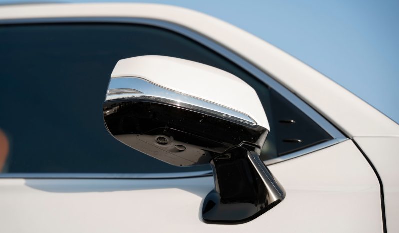 
Lexus LX700h VIP 3.5L petrol 2026 AT full									