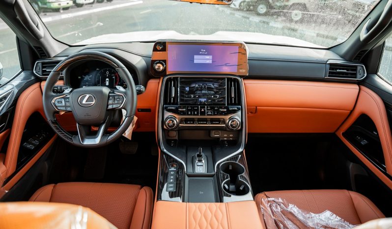 
Lexus LX700h VIP 3.5L petrol 2026 AT full									