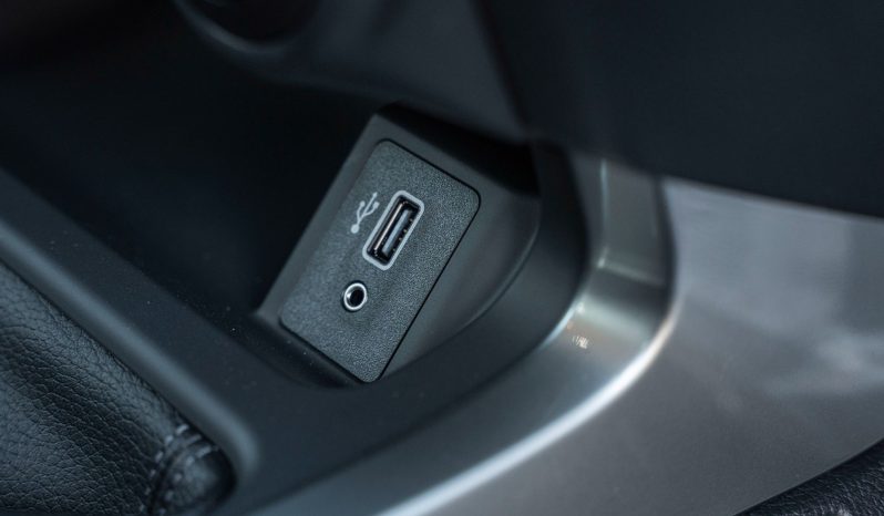 
Nissan Navara DC LE 2.5l petrol 2025 Manual full									