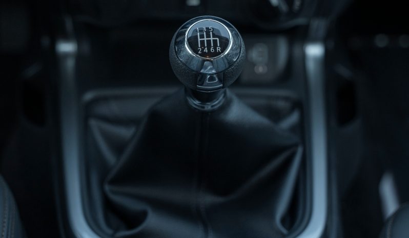 
Nissan Navara DC LE 2.5l petrol 2025 Manual full									