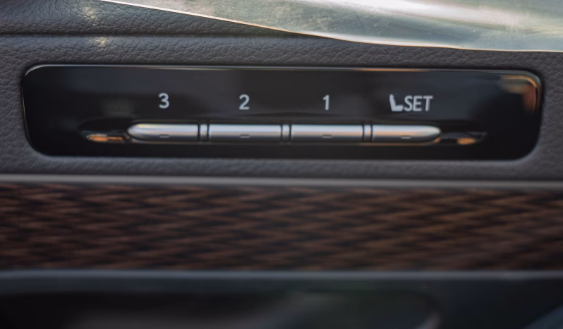 
2026 Lexus LX600 Signature 3.5L Petrol AT (White) full									