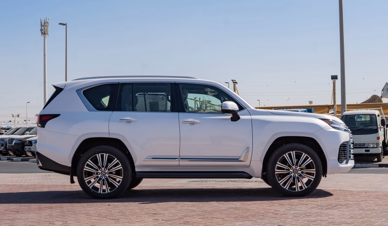 
2026 Lexus LX600 Signature 3.5L Petrol AT (White) full									