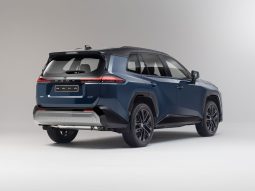 
Toyota RAV4 XSE 4X4 2.5L HEV 2026 full									