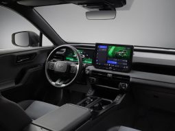 
Toyota RAV4 XSE 4X4 2.5L HEV 2026 full									