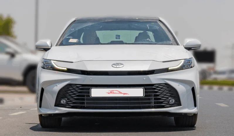 
2025 Toyota Camry LE 2.5L AT Hybrid (White) full									