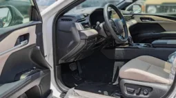 2025 Toyota Camry LE 2.5L AT Hybrid (White) full