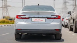 2025 Toyota Camry LE 2.5L AT Hybrid (White) full