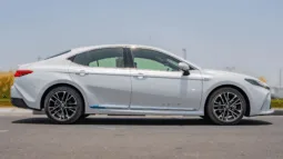 2025 Toyota Camry LE 2.5L AT Hybrid (White) full