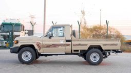 
2025 Toyota Land Cruiser LC 79 2.8L MT Diesel (Beige-Brown) full									